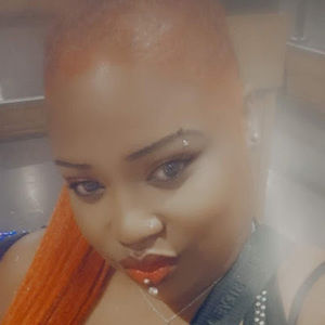 Meet your Posher, Latisha